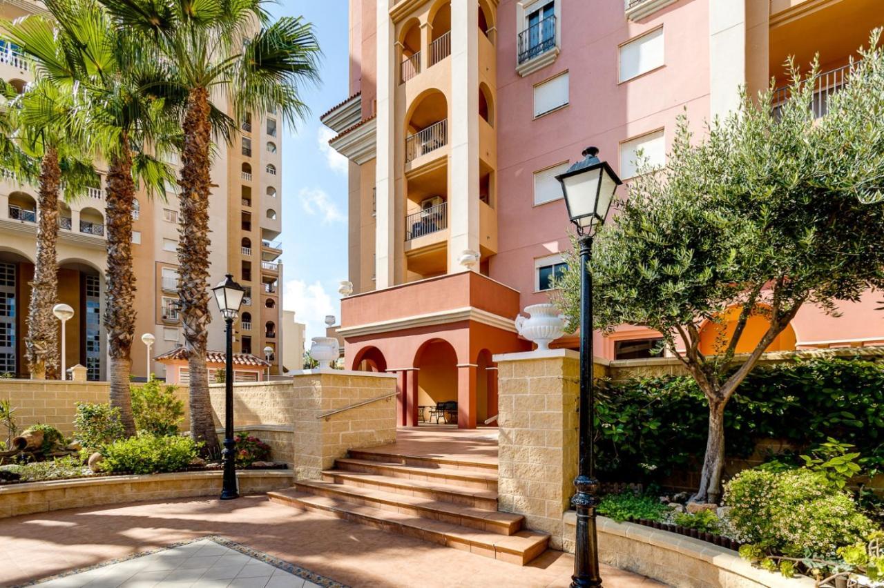 Apartamento De Don Huberto, Los Locos Torrevieja Luaran gambar