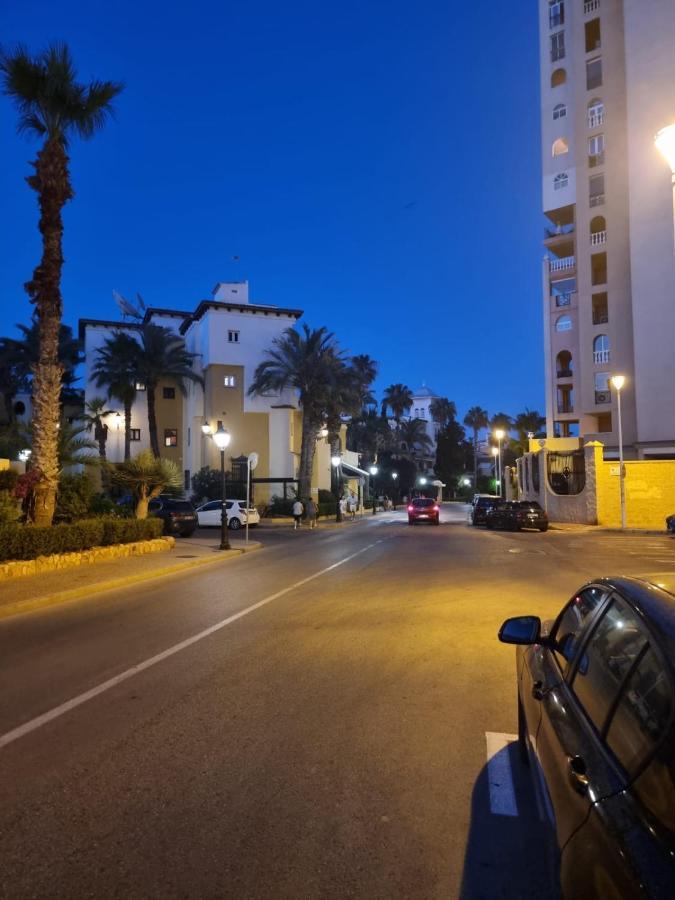 Apartamento De Don Huberto, Los Locos Torrevieja Luaran gambar